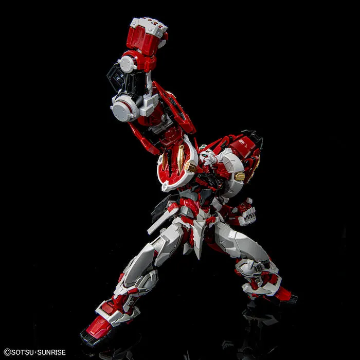 [Arrived May 2022] High-Resolution Model Gundam Astray Red Frame Powered Red 1/100