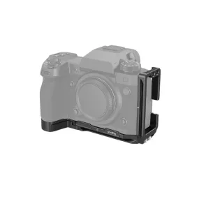 [CLEARANCE] SmallRig L Bracket with Built-in Arca-Type AR Quick Release Base Plate, 1/4"-20 Threaded Holes and Wrist Strap Hole for Fujifilm X-H2S Mirrorless Camera 3928B