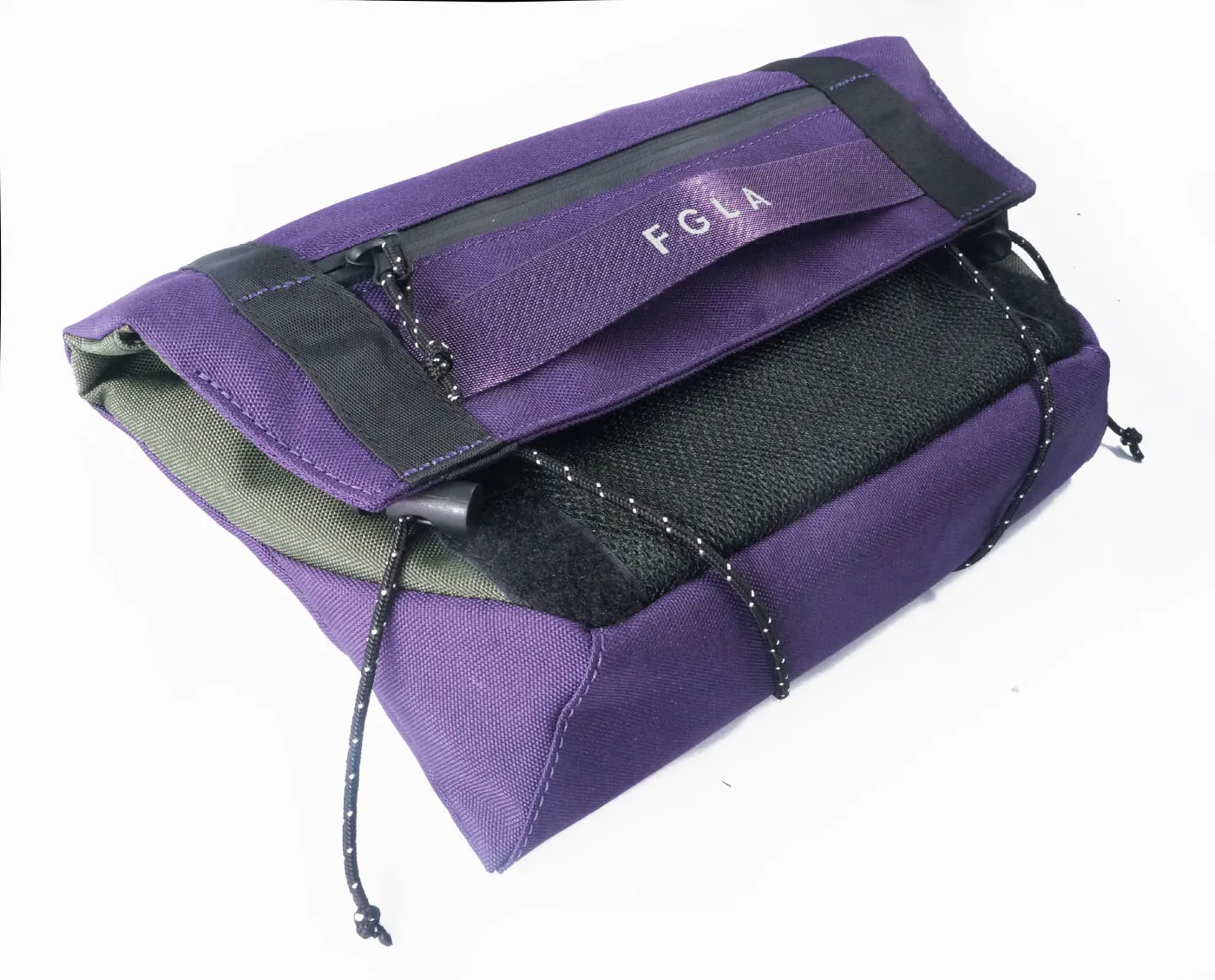 <A 000a001v2> Fungolia multi-purpose pouch (Purple/Olive Green)