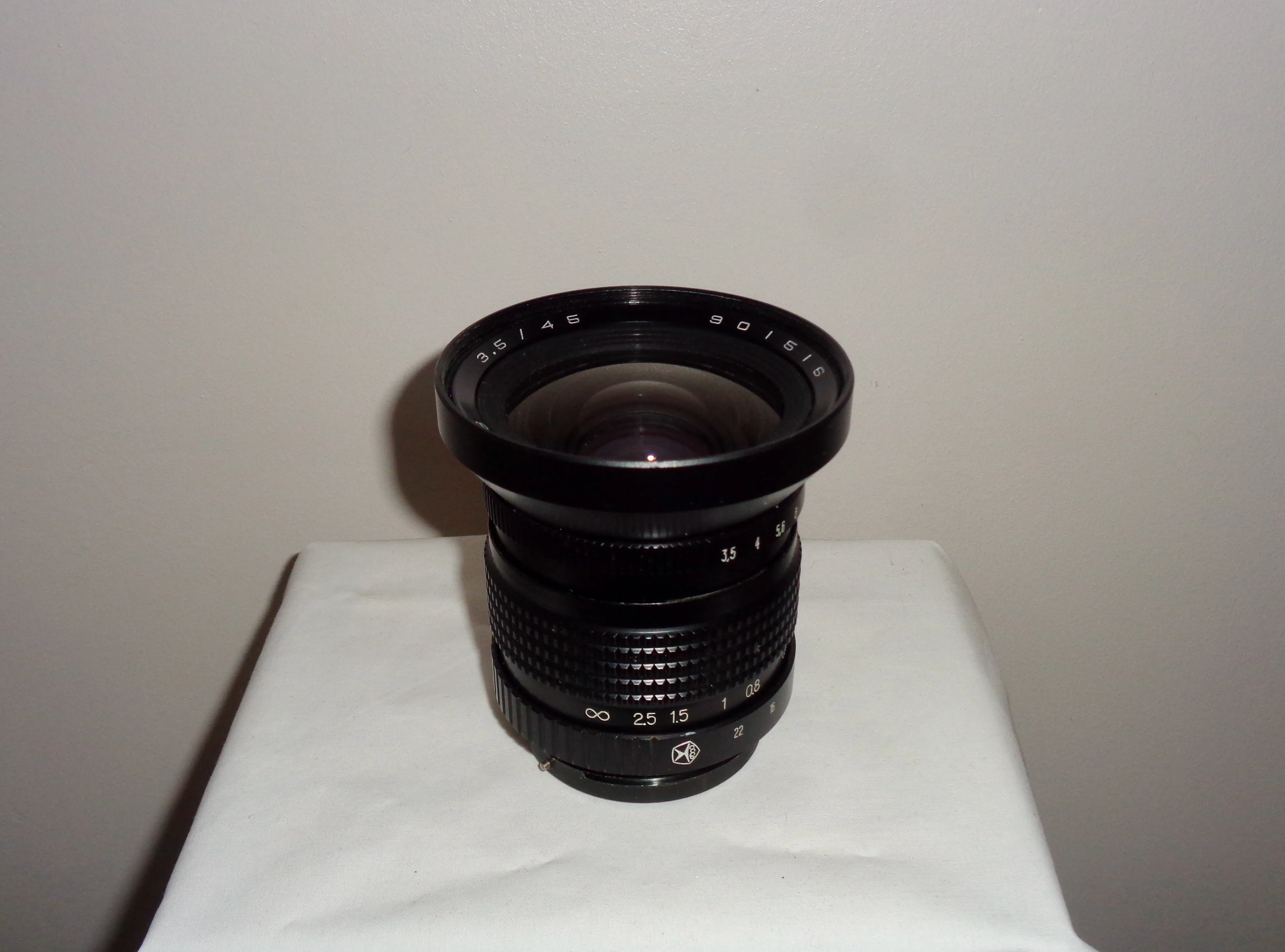 Mir 26B f3.5 45mm Camera Lens With Kiev 88 SLR medium Format Camera Mount