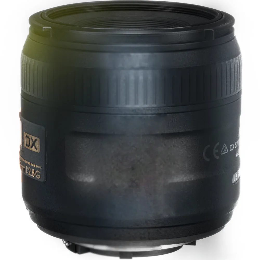 Nikon AF-S DX Micro-NIKKOR 40mm f/2.8G Close-up Lens for Nikon DSLR Cameras