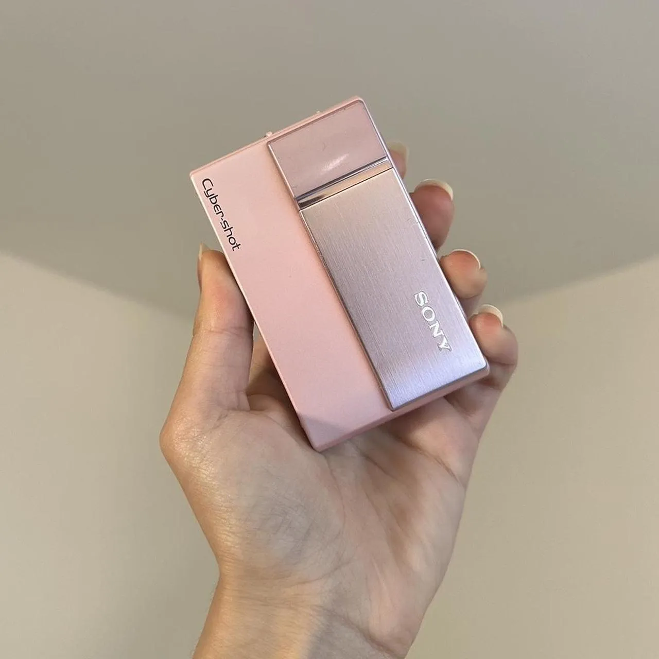Sony cybershot DSC-T10 Digital Camera 💖