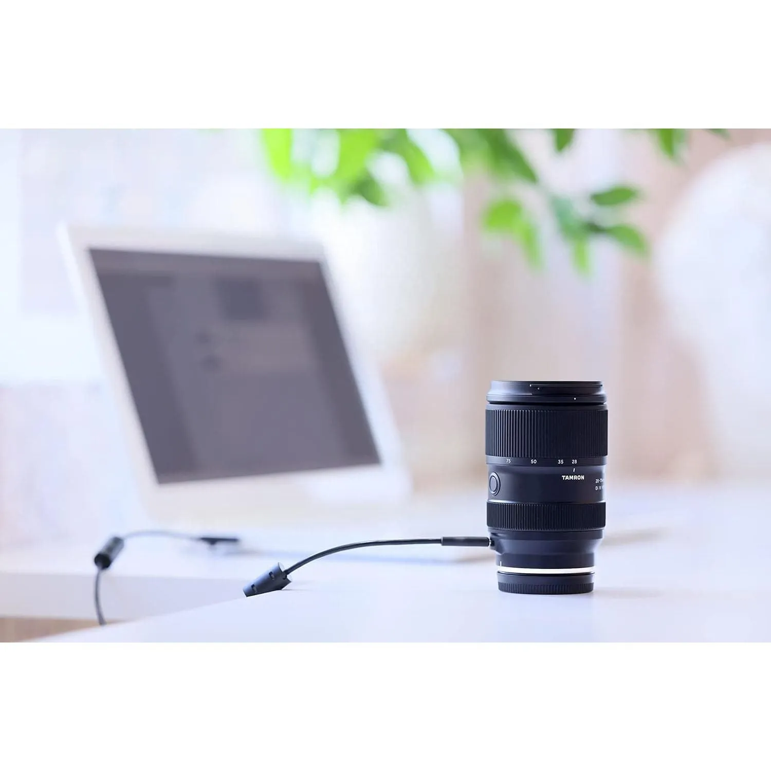 TAMRON - 28-75mm F/2.8 Di III VXD G2 - Zoom lens for Full-frame Mirrorless Sony cameras - Model A063 Black - New