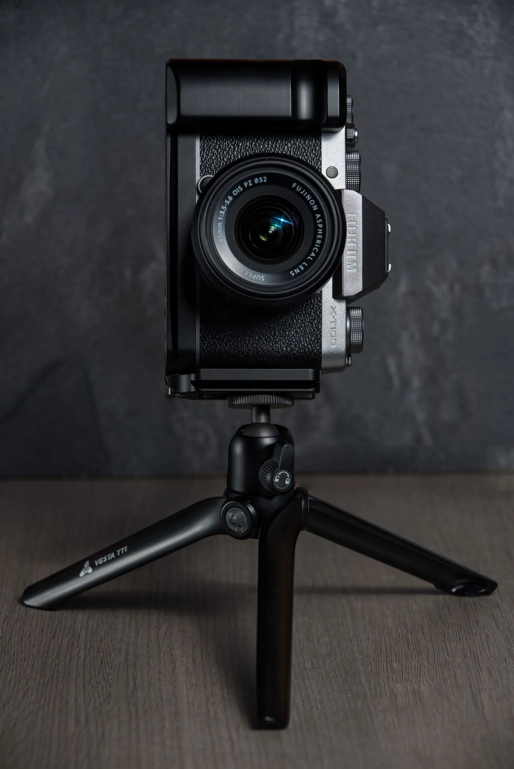 VESTA Mini Table Tripod   Smartphone Connector - Black Pearl